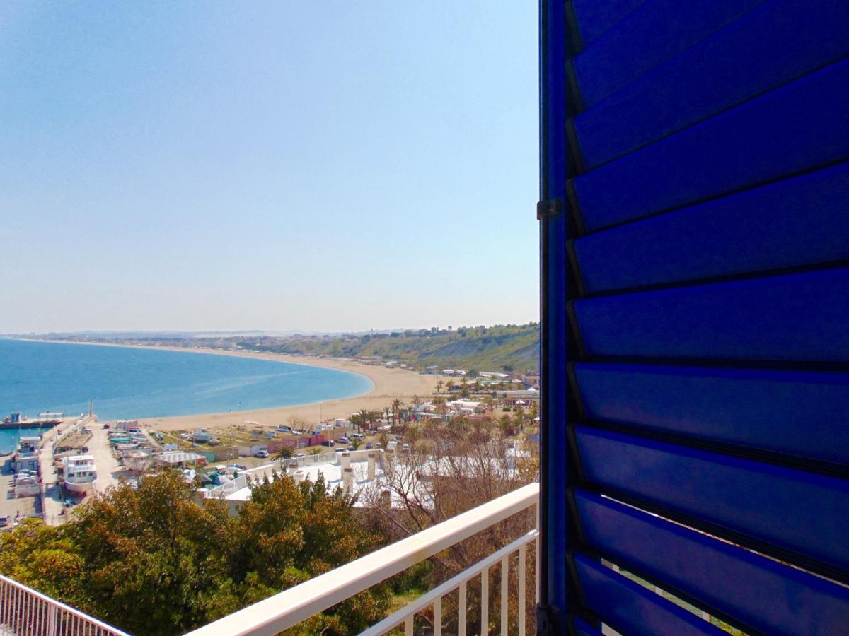 Апартаменты N019 - Numana, Prestigioso Quadrilocale Vista Mare Экстерьер фото